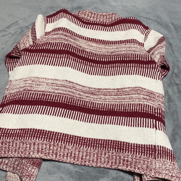 Red and white stripped Cardigan - Picture 3 of 3